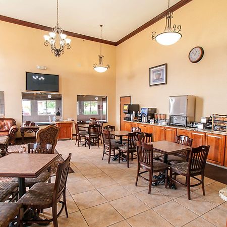 Best Western Plus North Canton Inn & Suites Экстерьер фото