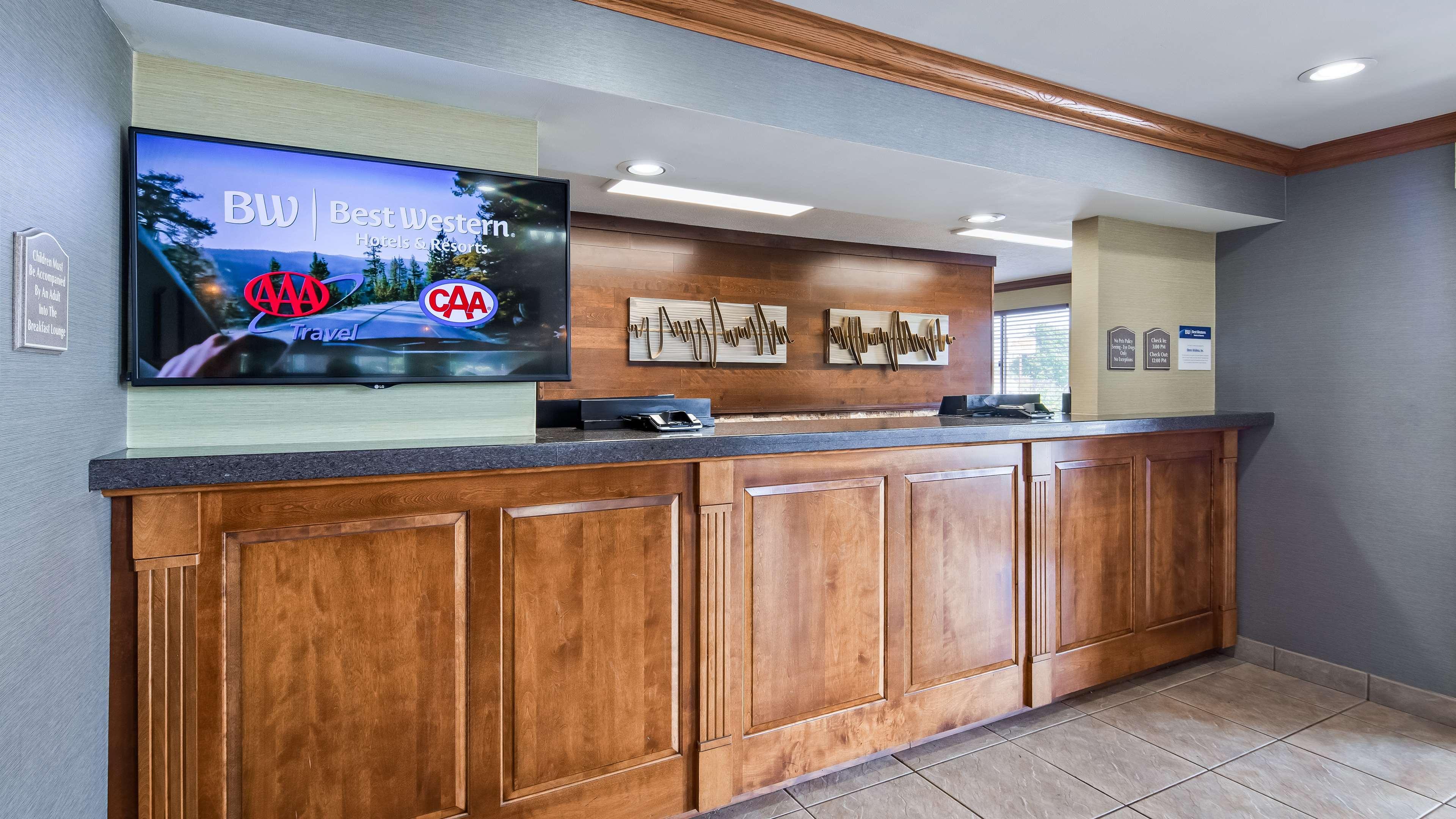 Best Western Plus North Canton Inn & Suites Экстерьер фото
