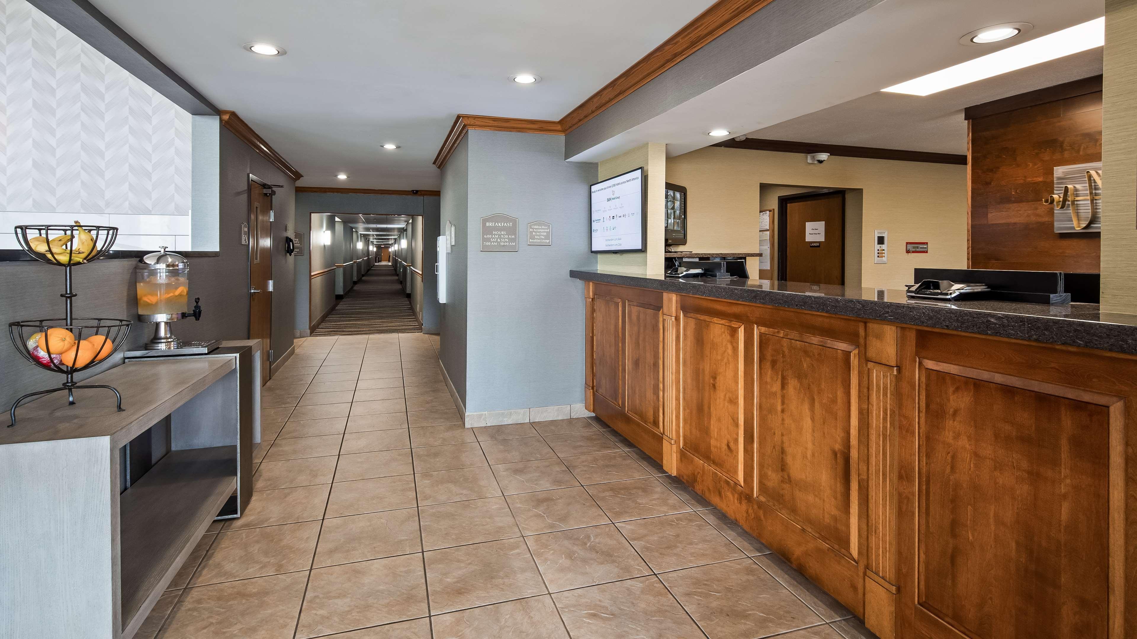 Best Western Plus North Canton Inn & Suites Экстерьер фото